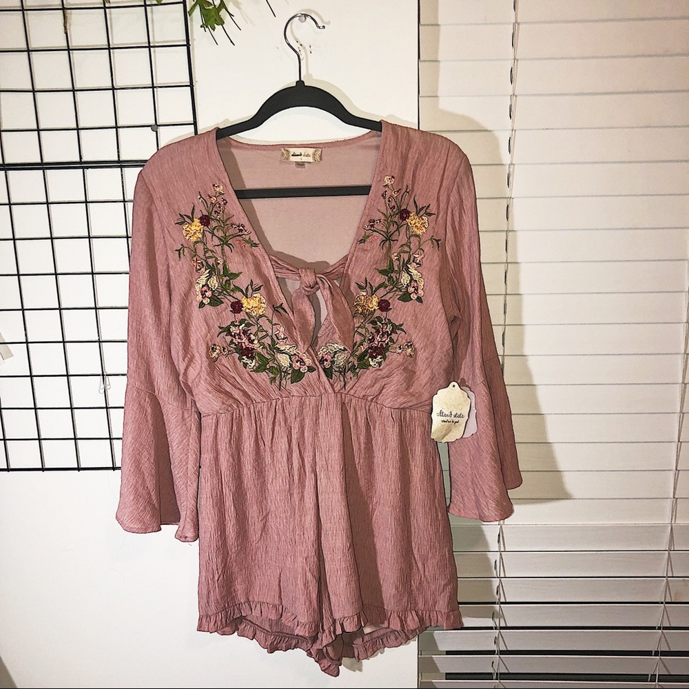 Altar’d State | Floral Embroidered | Romper - Picture 3 of 8